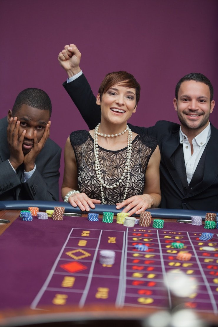 2auth Games aur Live Tables
